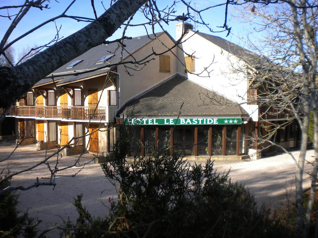 Hôtel le bastide Nasbinals Exterior foto